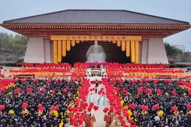 乙巳年黄帝故里拜祖大典盛大举行 海内外炎黄子孙共祈福图片