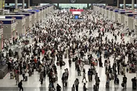 暑运今日启动！国铁集团郑州局预计日均发送旅客57.3万人次，洛阳、安阳等多地增开临客列车图片