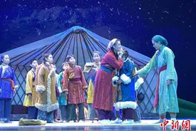 大型舞台剧《三千孤儿入内蒙》巡演在上海开启图片