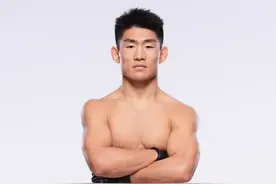 冲！宋亚东：UFC跟我说，排名前五的打赢一个就直接挑战金腰带图片