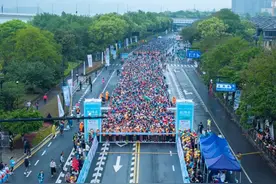 杭州又一场万人级马拉松赛事！2025富阳半程马拉松今起报名图片