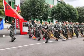 清远连山准新兵的“成人礼”：以雷锋之名，铸新兵担当图片
