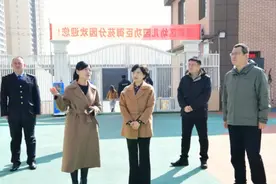 临汾市尧都区副区长石新亭带队调研学校开学后各项重点工作图片