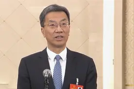 教育部：今年将推出国家“县中振兴”行动计划视频封面