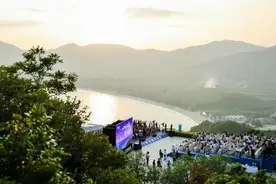海天一色，“音”你而来图片