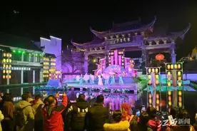 江西婺源：“梦里老家”夜色迷人图片