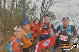 健康活力迎新年！荆州40名跑友参加宜昌登高赛图片