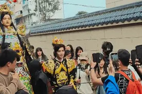 扮演游神“赵世子”引众怒！男网红道歉图片