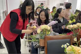 苏州工业园区娄葑街道：凝聚“她”力量，巾帼展风采图片
