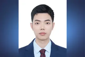 本科毕业6年半，李钦宾已任华中科技大学教授、博导图片