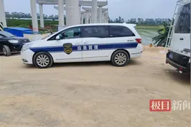 江门一工地发生高坠事故两人遇难，当地正搜寻一名坠江失踪人员图片