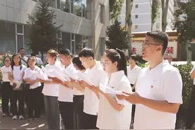 共建暖军营 携手话担当图片