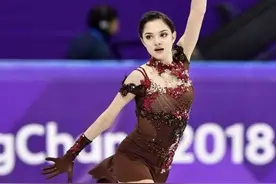 俄花滑美少女冠军自曝是羽生结弦前任？暗嘲他恋爱2年不敢认？图片