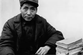 中国革命向何处去？如何抗日救亡？特殊时期毛主席提出重大决策图片