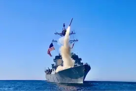突然开火美军血战红海，3枚反舰弹道导弹高空爆炸：我军要赚翻了图片