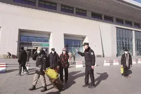 春运开启，邯郸公安守护平安回家路图片