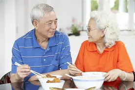 过午不食实锤了？北京协和研究：不吃晚饭或可改善空腹血糖水平图片