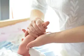 养老护理，千万不要无微不至地照顾老人！图片