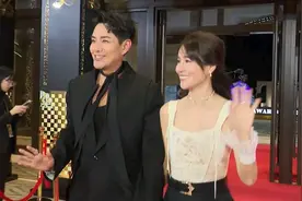 林子善爆冷夺奖，台上“丑态百出”，背后原因让人泪目图片
