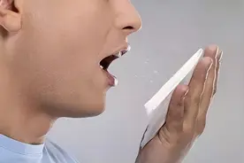 痰是肺的镜子，警惕这3种痰，是你的肺在求救，医生三招教你缓解图片