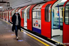 老外这样看各国地铁：印度干净，日本舒适，英国古典，中国呢图片