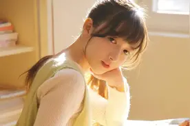 18岁小村医替23岁美女村嫂治病，见她长得太漂亮，竟然动心图片