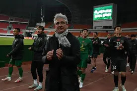 国足请乔迪？浙江队邀他执教做足功课，若无使用说明书别轻举妄动图片