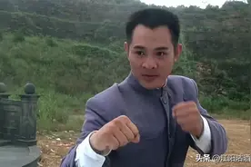 《精武英雄》李连杰致敬李小龙，当年却票房失利，如今不可复制图片