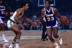 单节独得32分有多难？NBA仅6人达成，甜瓜上榜，乐福险破克莱纪录图片