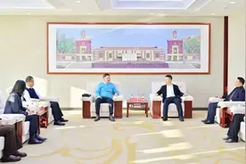 汽开区管委会主要领导会见康迪泰克（中国）橡塑技术有限公司总经理滕大勇一行图片
