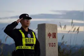 他曾4次与死神擦肩而过！图片
