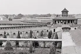 59年，11名战犯特赦出狱，周总理请他们到家中，工作人员却没备饭图片