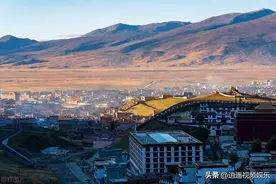 理塘的第一站就是长青春科尔寺，聆听了藏文化的声音图片