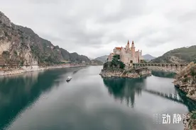机景联动·飞阅贵州｜兴义宝藏景区在这里 万峰湖中有座超美城堡！图片
