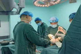 商丘七旬老人腿痛到无法走，医生：这种病勿大意！图片
