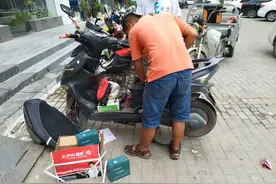 为什么一换电池续航就变低？电动车原装电池更耐用吗？行内人解答图片
