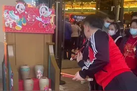 迪士尼小镇投壶游戏奖品升级，去盘了一下～#上海迪士尼 #史迪奇投投乐 #迪士尼 #迪士尼乐园 #米奇 #米妮视频封面