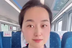 没有站台票了怎么送人进站上车？怎么才能到站台去接人呢？#铁路 #制服 #乘务员视频封面