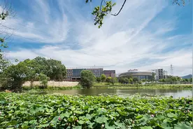 信阳学院宣传片视频封面