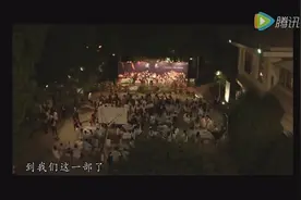 快乐星球第四部演员再聚首，步平凡大变身，只可惜永远少了徐嘉伟