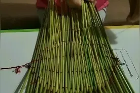 用现在的芦苇编织菜篮子，非常简单的看了你也会视频封面