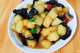 减脂晚餐～冬瓜红烧木耳  简单易学又好吃♥小姐姐吃得停不下来了视频封面