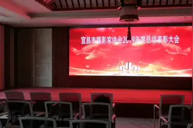 湖北宜昌：摄影大咖180人在当阳“关雎河畔”华山论剑视频封面