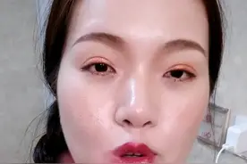 完美意境VS迪奥花蜜混搭粉底霜效果很好！12小时不暗沉不脱妆视频封面