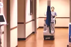 女病人做胸透时，医生究竟能看到什么？护士无意间说出意外真相视频封面