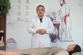 手指扭伤筋疼痛怎么办？中医教你急救方法视频封面