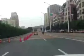 世界上最长减速带走红！长达百米，路过时“地震车摇”视频封面