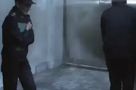 国家底线：女警被困冰库，男警脱下外套紧紧抱住，感情迅速升温！视频封面