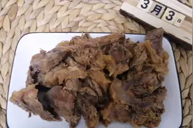 用高压锅做的五香牛腱子，口感软烂味道俱佳，筋膜多的更好吃