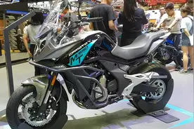 《机车篇》CFMOTO——春风 650MT  性感的身材，走出去的骄傲。视频封面